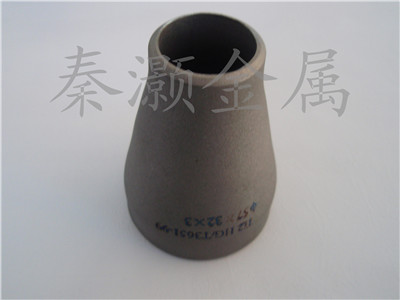 钛管件